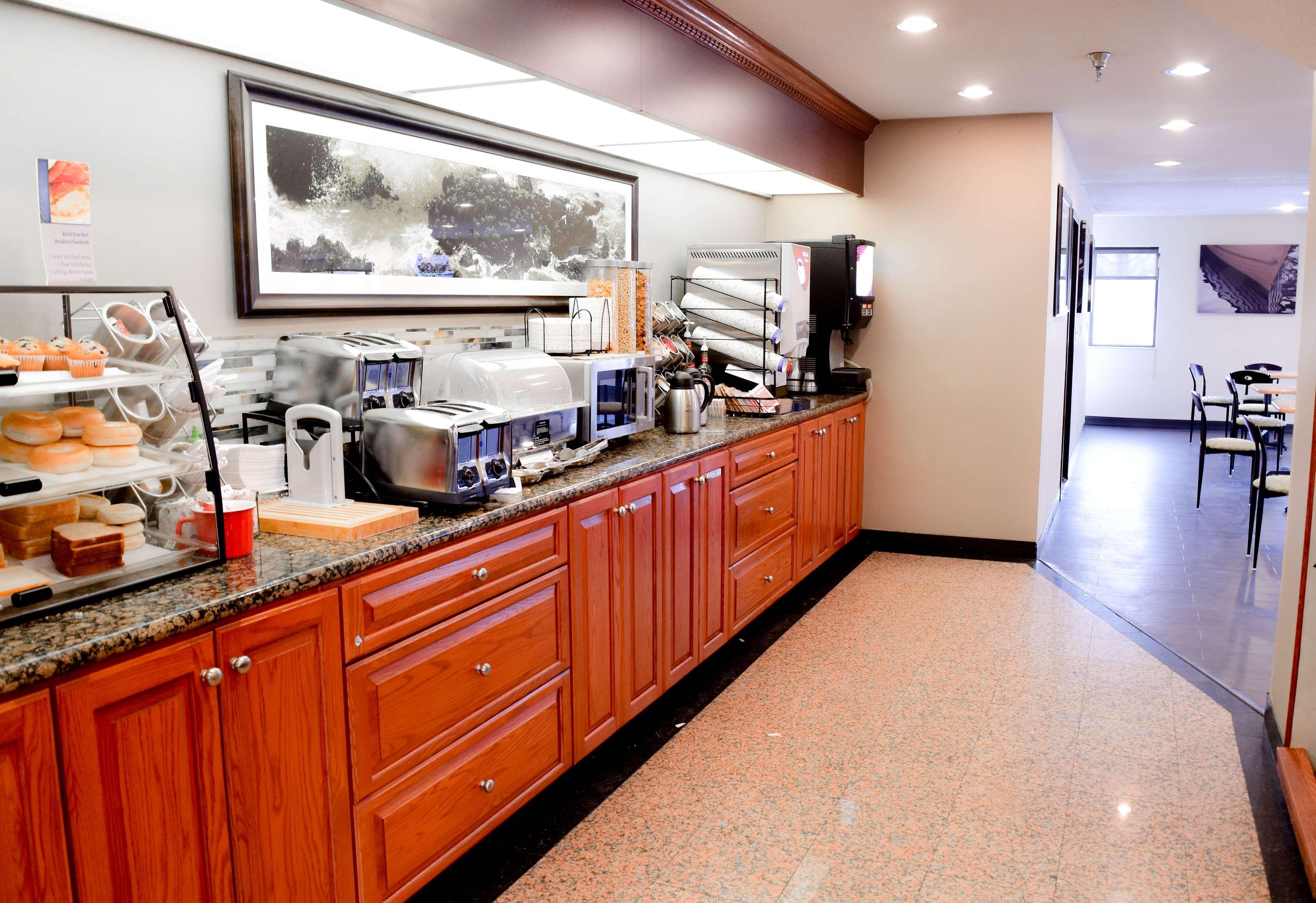 Best Western Providence Warwick Airport Inn Exterior photo