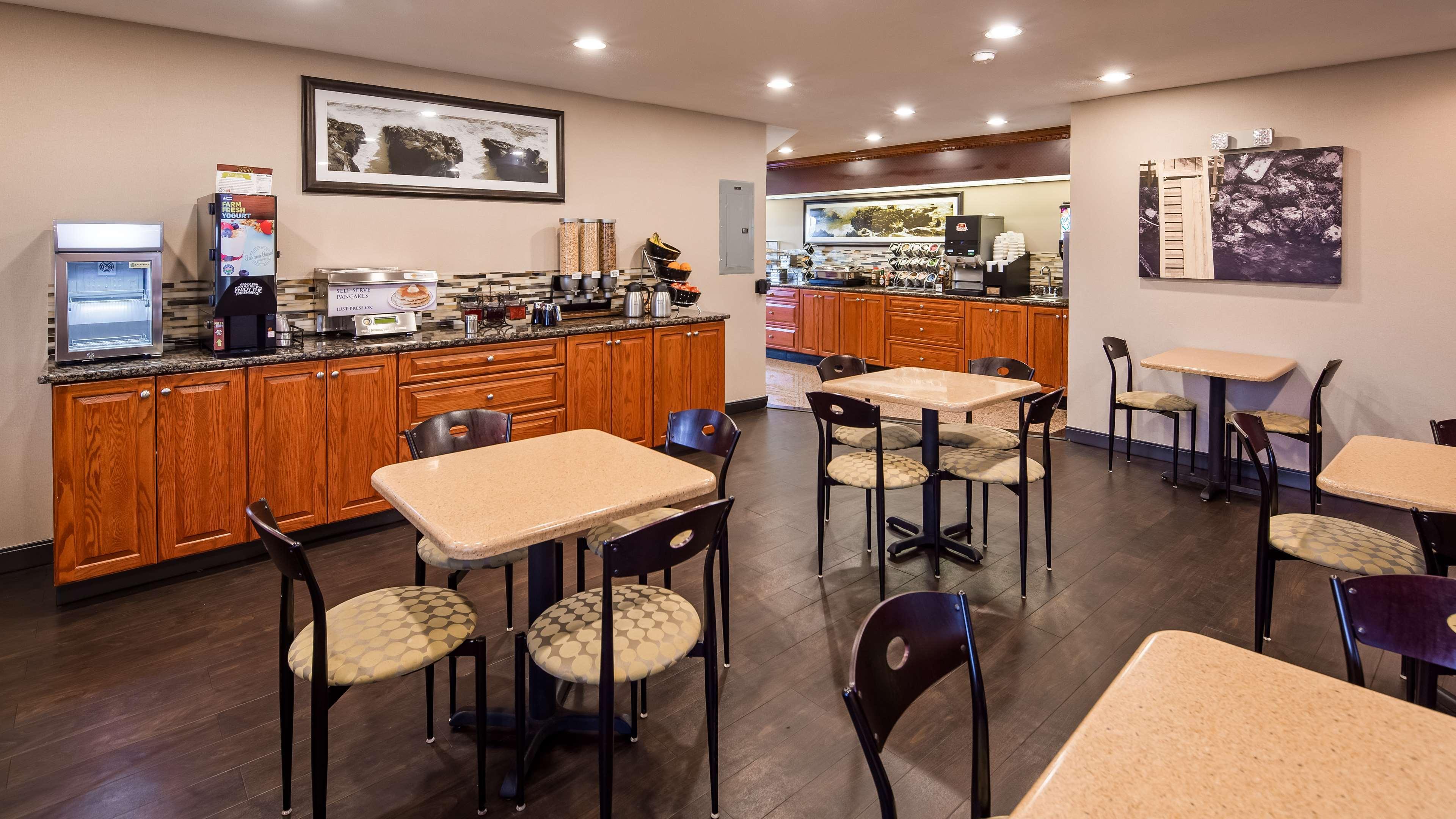 Best Western Providence Warwick Airport Inn Exterior photo